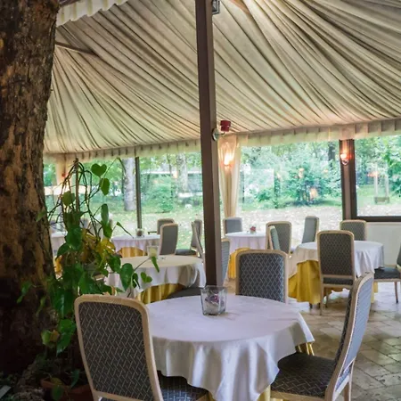 Mon Repos Gospodarstwo wiejskie *